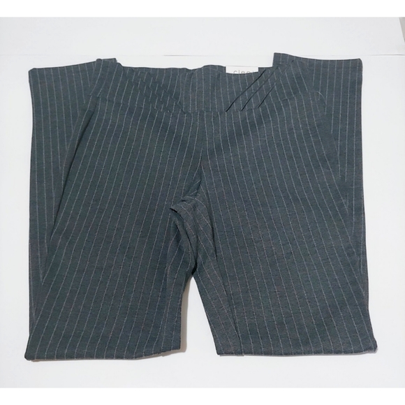 Cleo Striped Petite Leggings - Picture 2 of 2